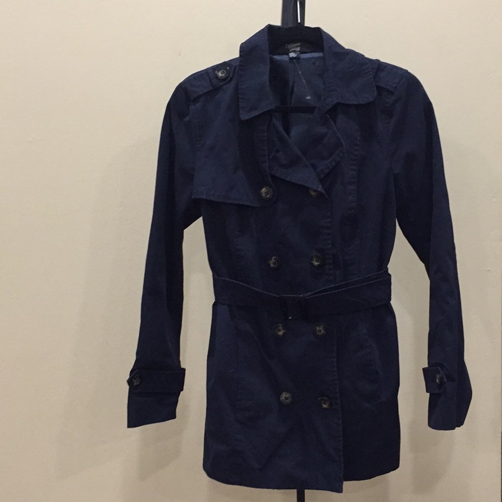California vintage women’s navy trench coat size L